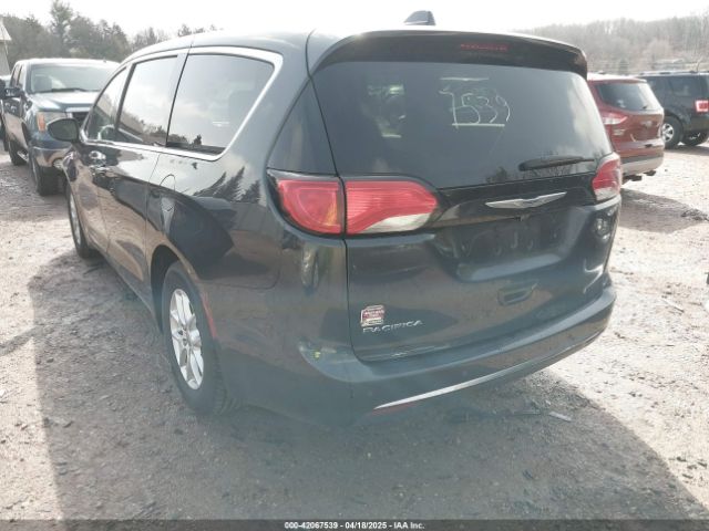2020 CHRYSLER PACIFICA 2C4RC1FG7LR185392 Photo 2