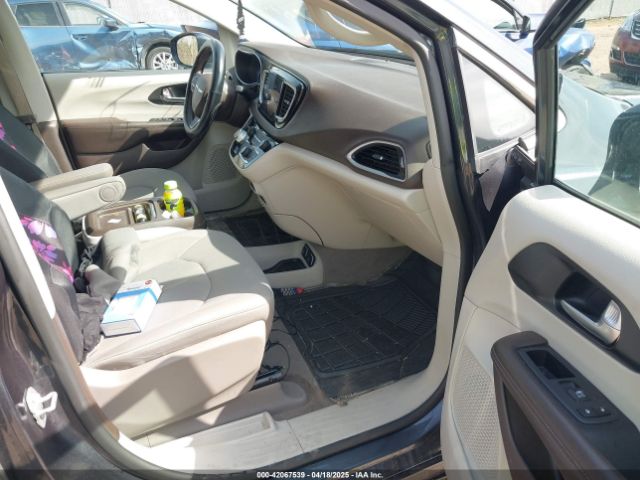 2020 CHRYSLER PACIFICA 2C4RC1FG7LR185392 Photo 4