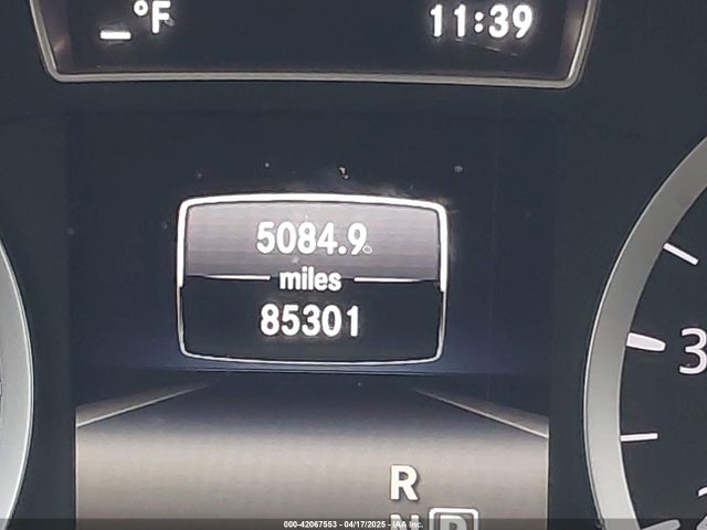SJKCH5CR2HA022260 Infiniti Qx30 Premium