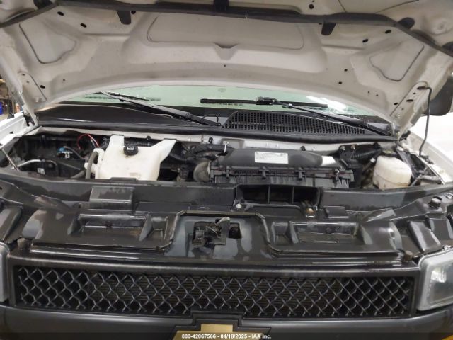 1GCWGAFP5L1266659 Chevrolet Express Cargo Rwd 2500 Regular Wheelbase Wt