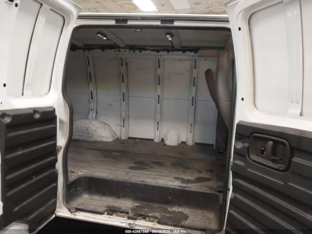1GCWGAFP5L1266659 Chevrolet Express Cargo Rwd 2500 Regular Wheelbase Wt
