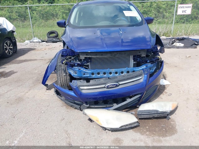 1FMCU0GX8EUC53549 Ford ESCAPE SE