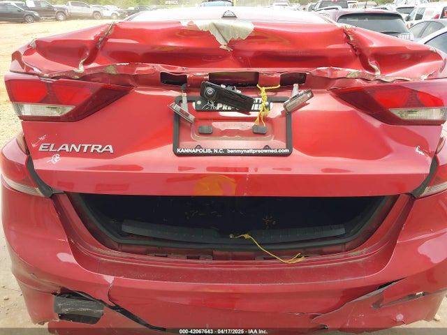 5NPD84LF1HH088010 Hyundai ELANTRA SE