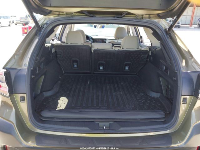 4S4BTACC7L3110523 Subaru Outback Premium