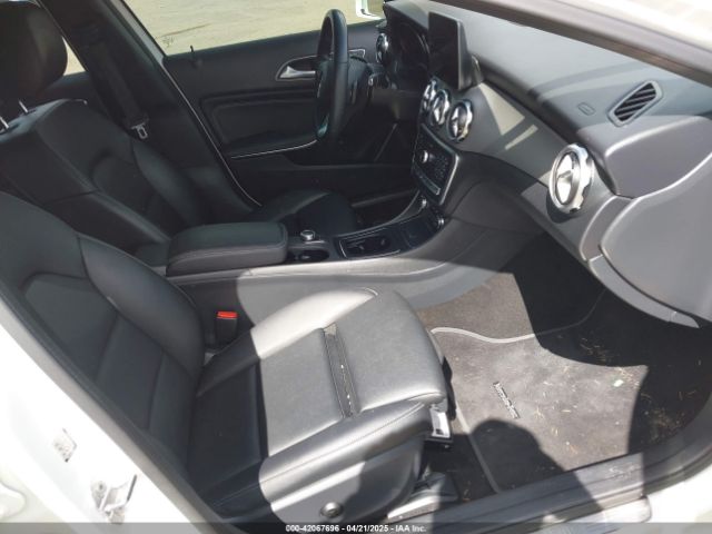 WDCTG4GB7LU027954 Mercedes-Benz Gla 250 4matic