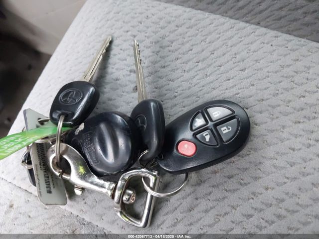 5TDKK3DC8ES457023 Toyota Sienna Le V6 8 Passenger