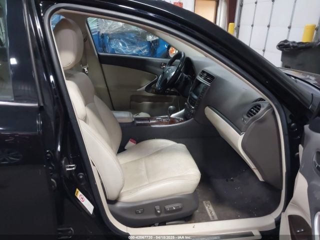 2011 LEXUS IS 350 JTHCE5C2XB5000682 Photo 4