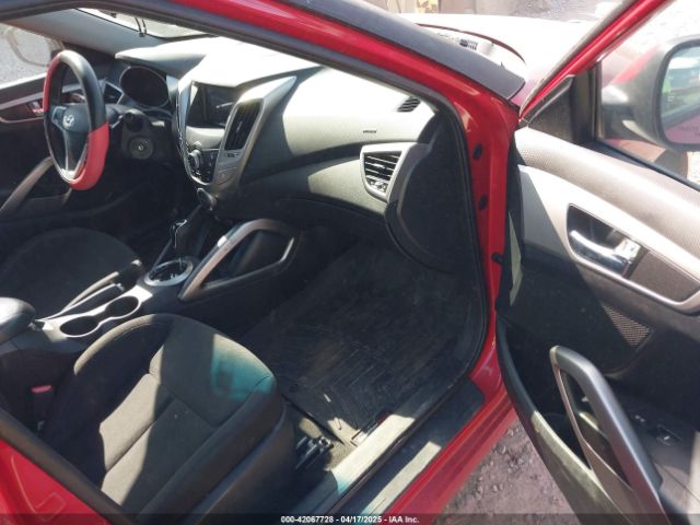 KMHTC6AD2EU214847 Hyundai Veloster Base W/black
