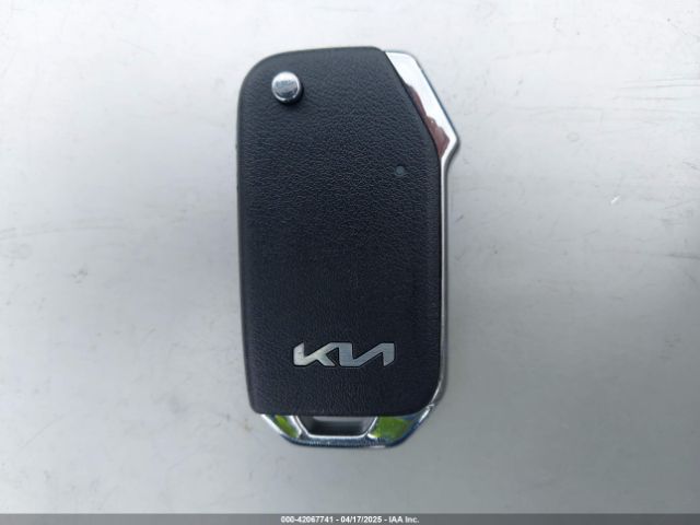 KNDPUCDG8S7181774 KIA Sportage Hybrid Lx