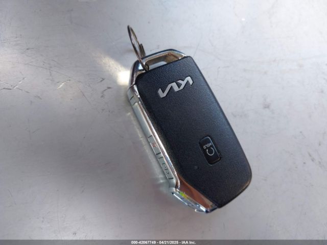 KNDJ53AU0P7195673 KIA Soul Gt-line