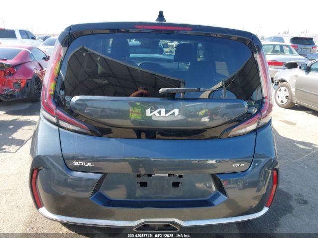 KNDJ53AU0P7195673 KIA Soul Gt-line