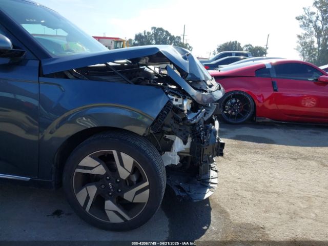 KNDJ53AU0P7195673 KIA Soul Gt-line
