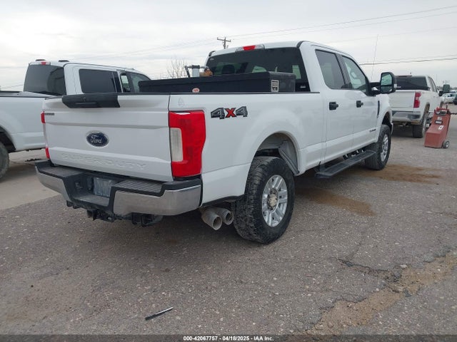 Ford F-250 Xlt 2017 1FT7W2BT7HEE48637 Image 4