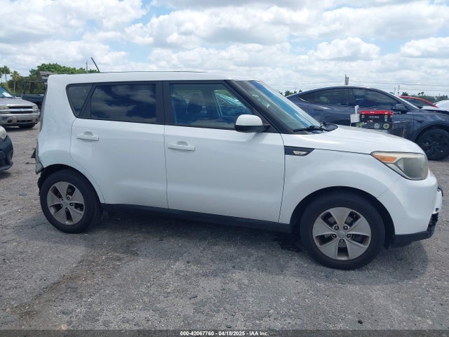 KNDJN2A20E7739613 KIA Soul