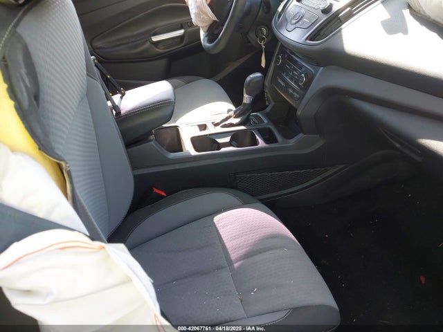 1FMCU0GD5HUA58342 Ford ESCAPE SE