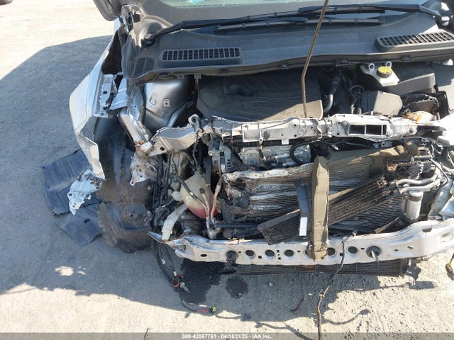 1FMCU0GD5HUA58342 Ford ESCAPE SE