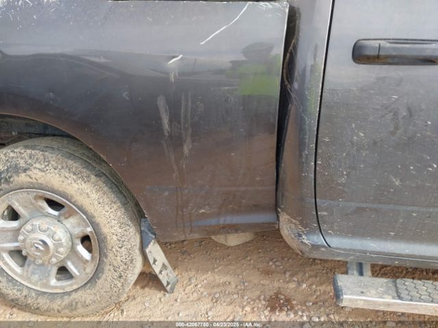 3C6UR5CL9RG245468 RAM 2500 Tradesman  4x4 6'4 Box