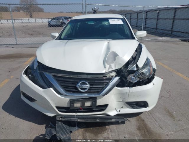 1N4AL3AP8HC128592 Nissan Altima 2.5 Sr