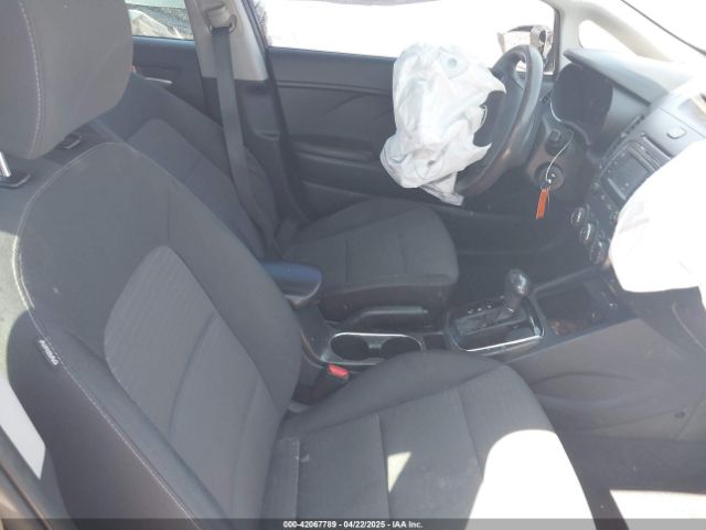 3KPFL4A7XHE059242 KIA FORTE LX