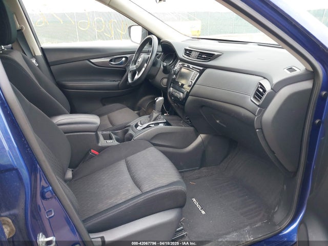 JN8AT2MV9KW375757 Nissan ROGUE SV