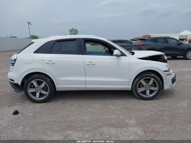 Audi Q3 2.0t Premium Plus 2015 WA1EFCFS7FR006939 Image 13