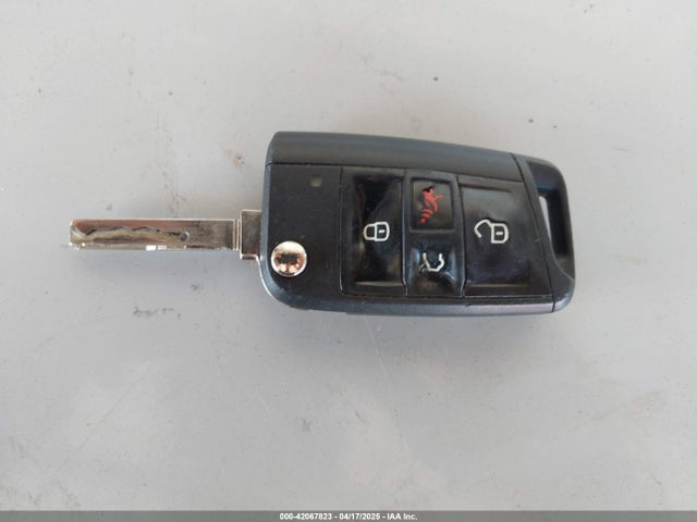 3VWC57BU6KM085981 Volkswagen 1.4 tsi