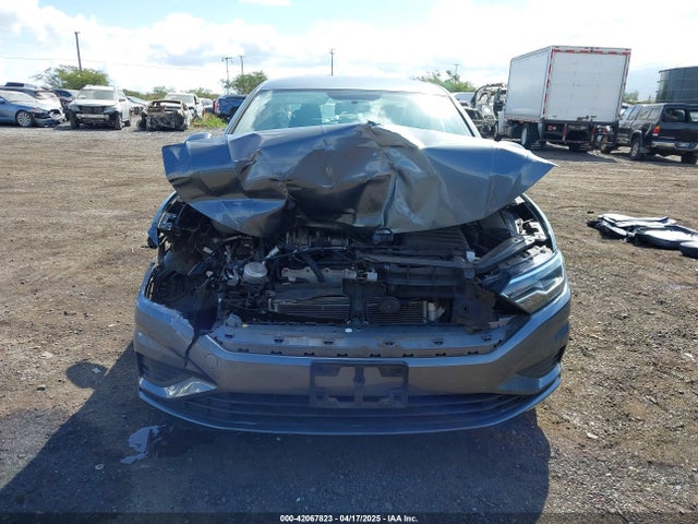 3VWC57BU6KM085981 Volkswagen 1.4 tsi