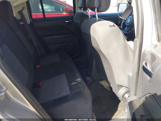 1C4NJRBB1HD138298 Jeep Patriot Sport 4x4