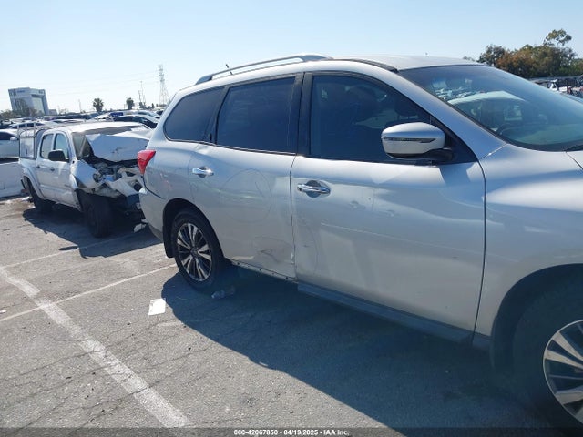 5N1DR2MNXHC669407 Nissan Pathfinder S
