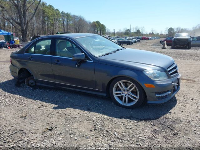 WDDGF8AB6ER313638 Mercedes-Benz C 300 Luxury 4matic/sport 4matic