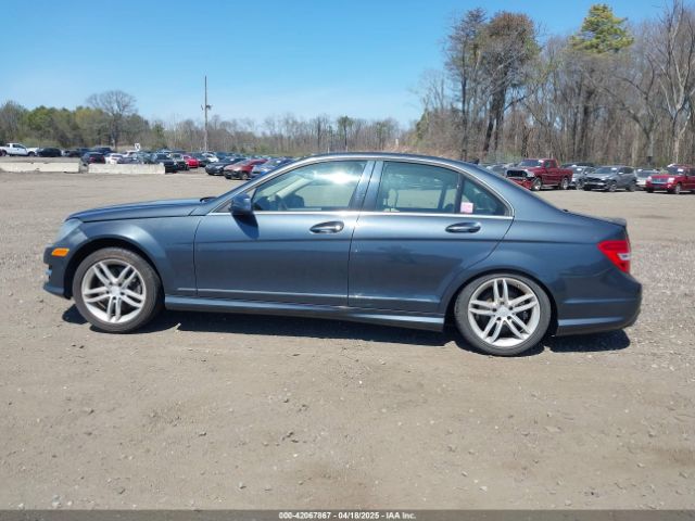 WDDGF8AB6ER313638 Mercedes-Benz C 300 Luxury 4matic/sport 4matic