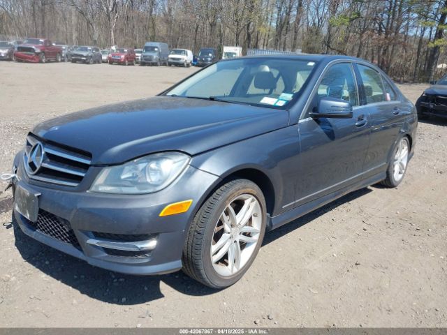 WDDGF8AB6ER313638 Mercedes-Benz C 300 Luxury 4matic/sport 4matic