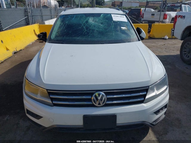 3VV3B7AX0JM133899 Volkswagen Tiguan