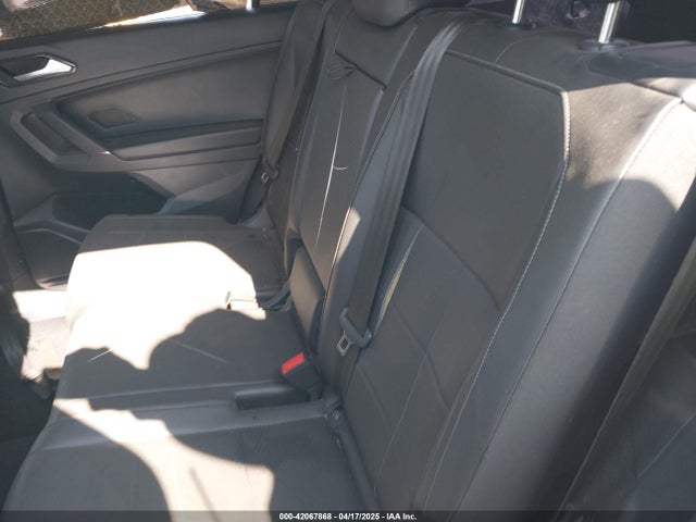 3VV3B7AX0JM133899 Volkswagen Tiguan