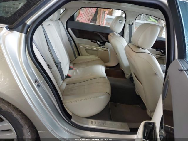 2013 JAGUAR XJ SAJWJ2GD0D8V50948 Photo 7