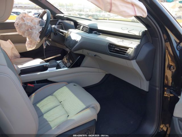 WA16ABGE6RB005963 Audi Q8 E-tron Prestige Quattro