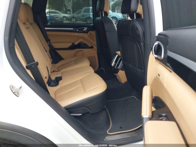 WP1AA2A27ELA09019 Porsche Cayenne Platinum Edition