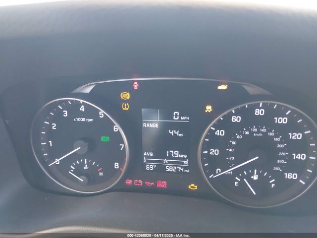 5NPD84LF0HH021575 Hyundai ELANTRA SE