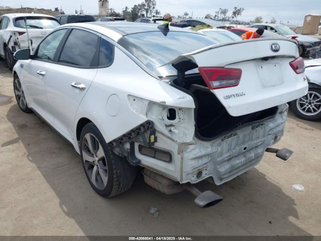 2019 KIA OPTIMA 5XXGT4L33KG297379 Photo 2