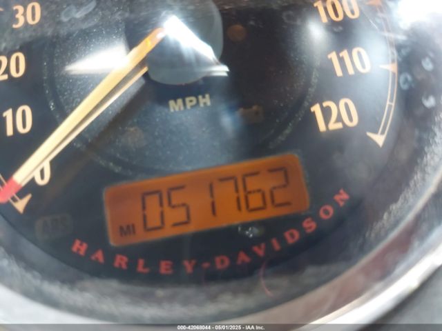2016 HARLEY-DAVIDSON FXDB 1HD1GXM15GC326475 Photo 6