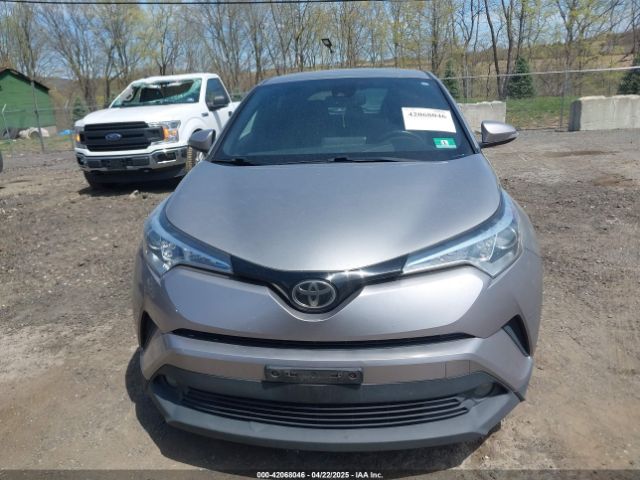 NMTKHMBX5JR046679 Toyota C-hr Xle Premium