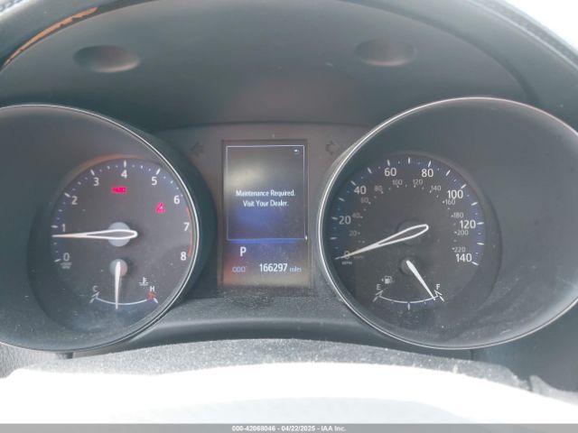 NMTKHMBX5JR046679 Toyota C-hr Xle Premium