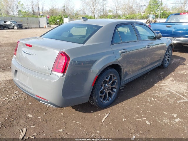 2C3CCAGGXHH558060 Chrysler 300 300s Awd
