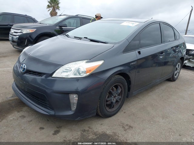 JTDKN3DU9E0389706 Toyota Prius Two