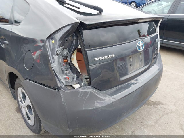 JTDKN3DU9E0389706 Toyota Prius Two