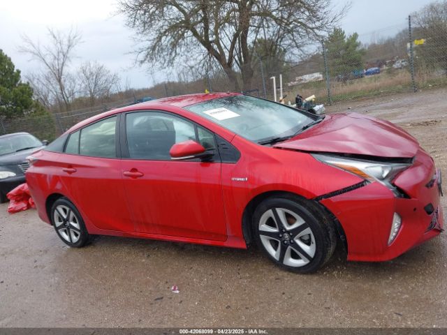 JTDKARFU8H3527802 Toyota Prius Four Touring