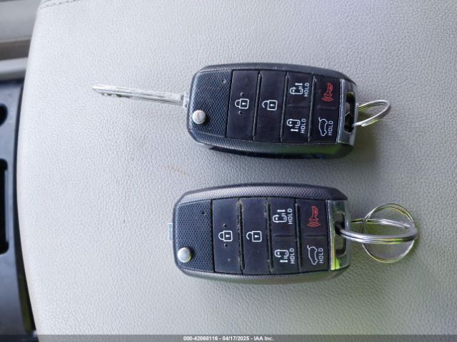 KNDMB5C12G6095407 KIA SEDONA LX