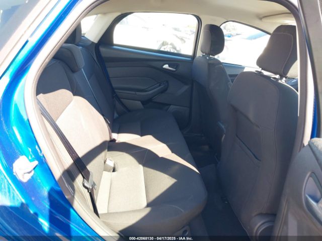 1FADP3FE4JL279265 Ford FOCUS SE
