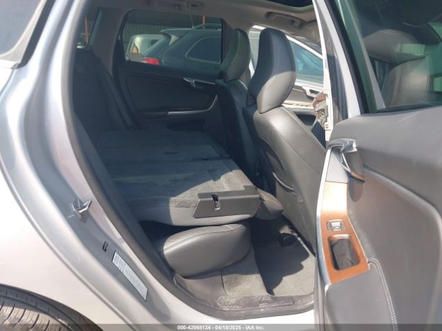 YV440MDU7H2008910 Volvo Xc60 T5 Inscription