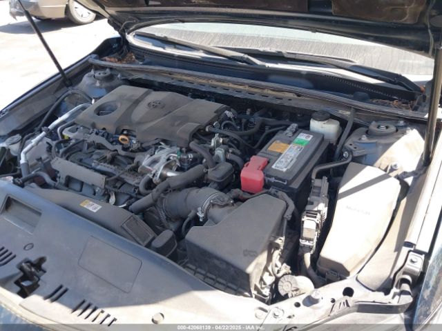 4T1B11HK0JU573181 Toyota CAMRY SE